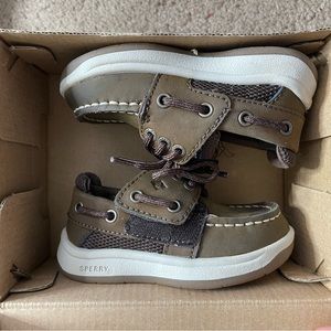 Brown Sperrys🤎